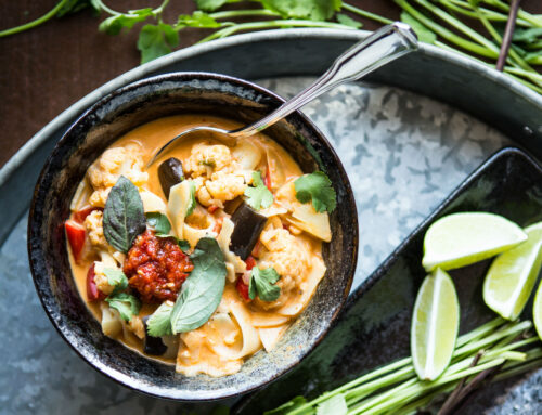 Slow cooker Anti Inflammatory Coconut Chicken Curry